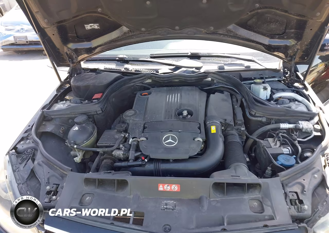 2014 Mercedes-Benz C 250 Sport VIN:WDDGF4HB3ER315426 - 10
