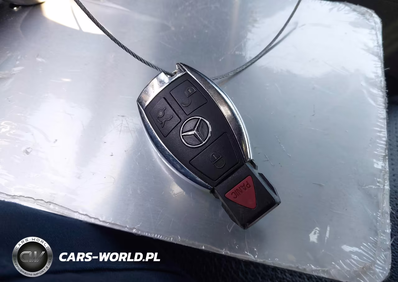 2014 Mercedes-Benz C 250 Sport VIN:WDDGF4HB3ER315426 - 11