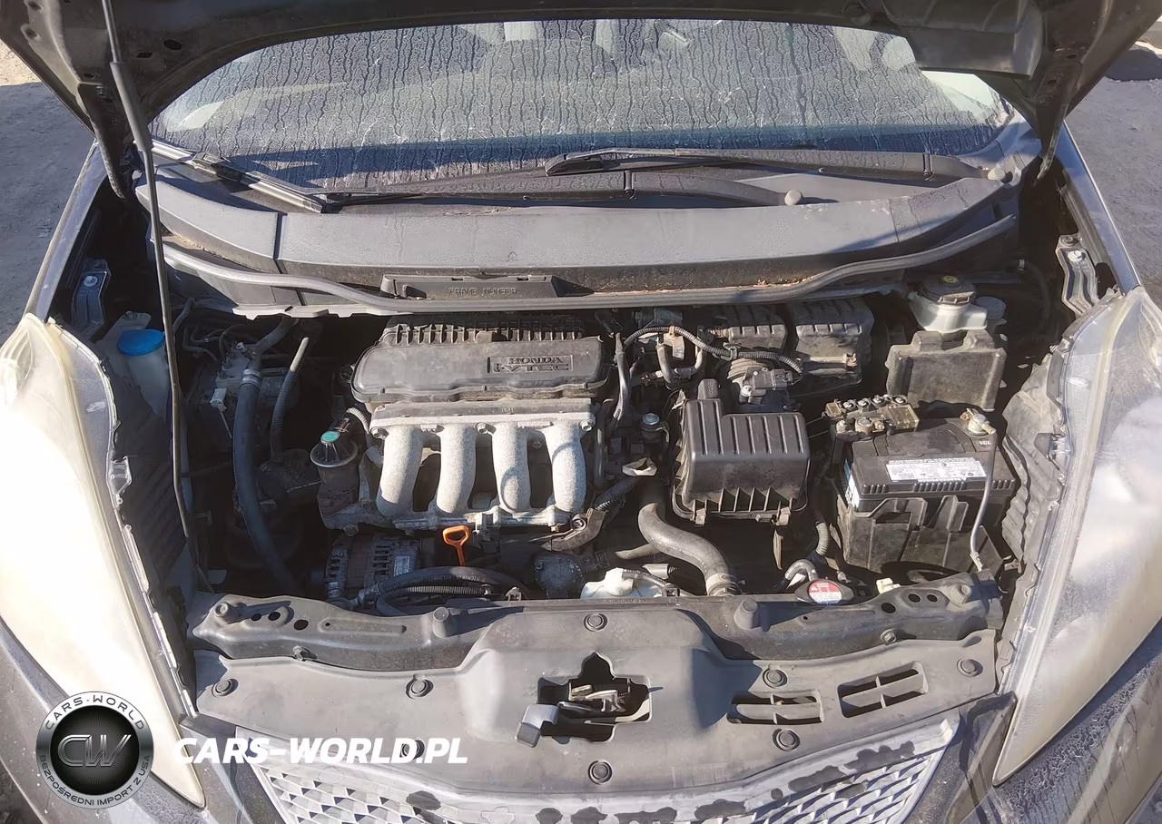 2011 Honda Fit VIN:JHMGE8G34BS000863 - 10