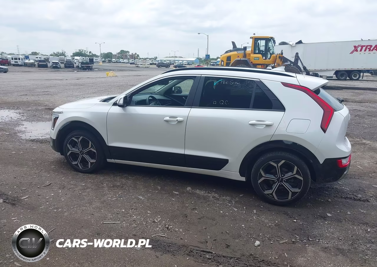2024 Kia Niro Ex Touring VIN:KNDCR3LEXR5143226 - 14
