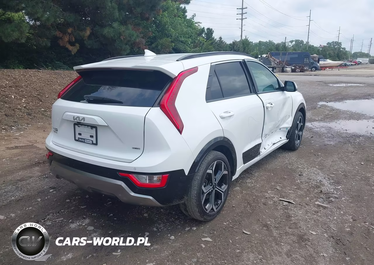2024 Kia Niro Ex Touring VIN:KNDCR3LEXR5143226 - 4
