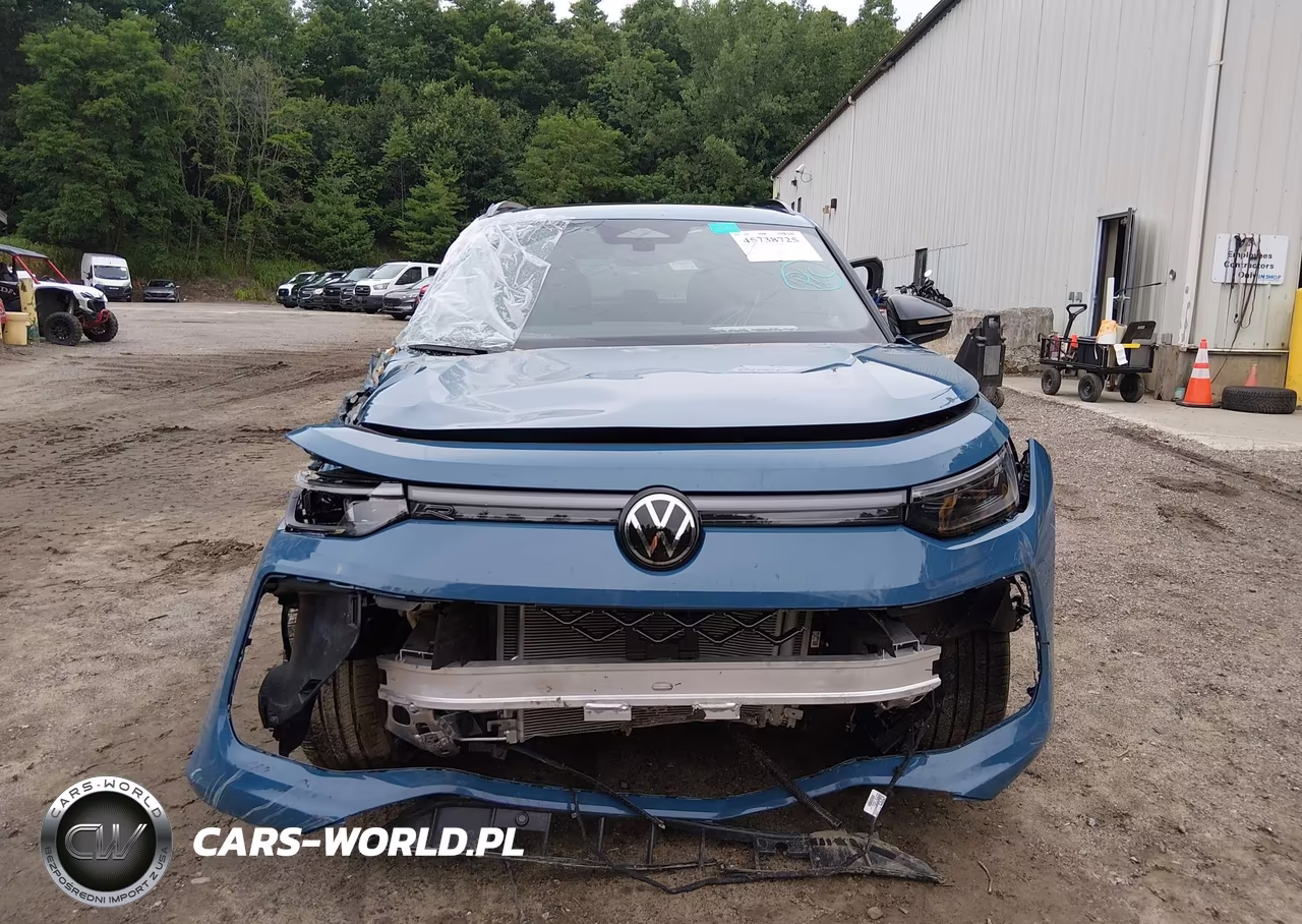 2026 Volkswagen Tiguan Se R-Line Black VIN:3VVGR7RM2TM070704 - 12