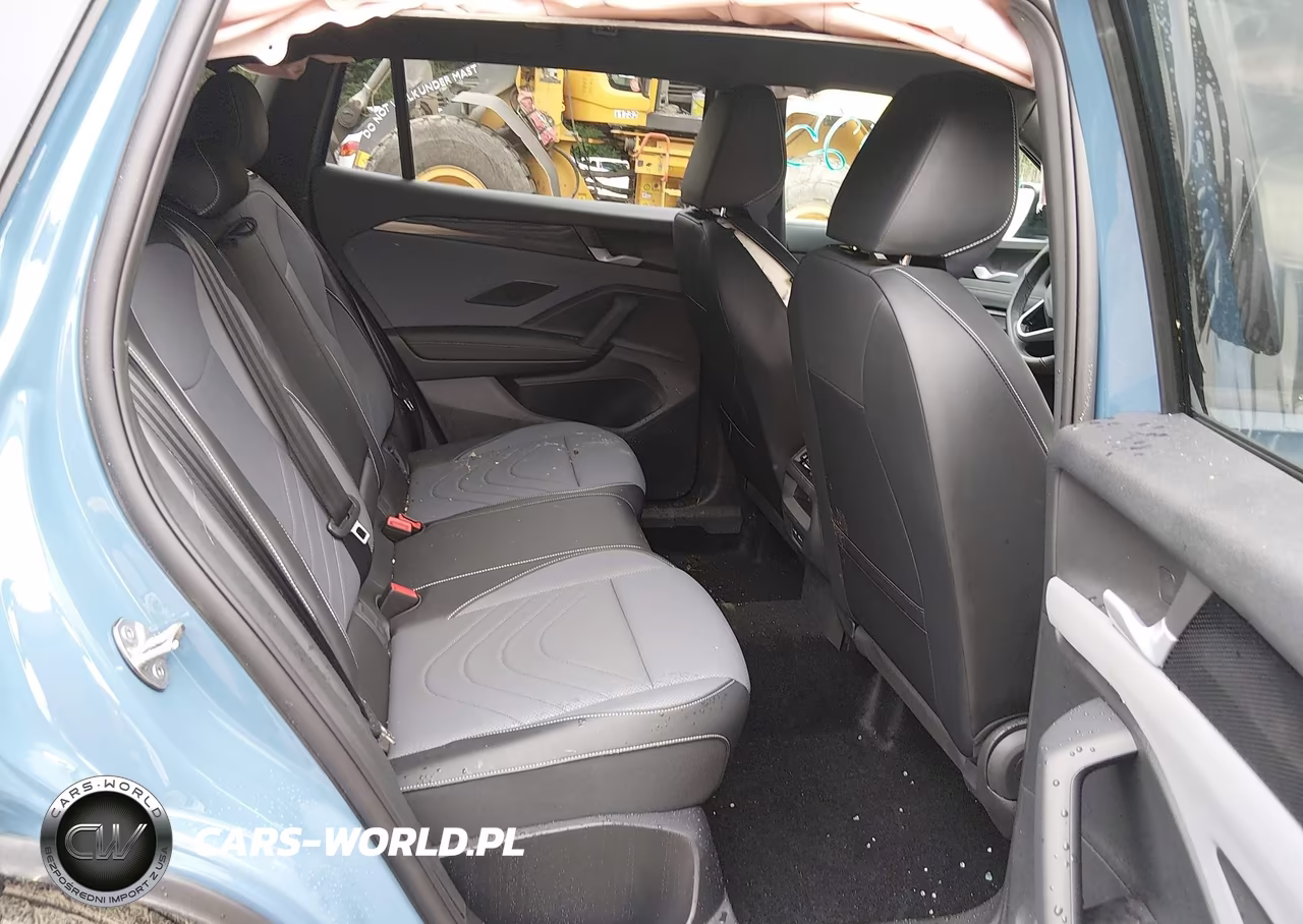2026 Volkswagen Tiguan Se R-Line Black VIN:3VVGR7RM2TM070704 - 8