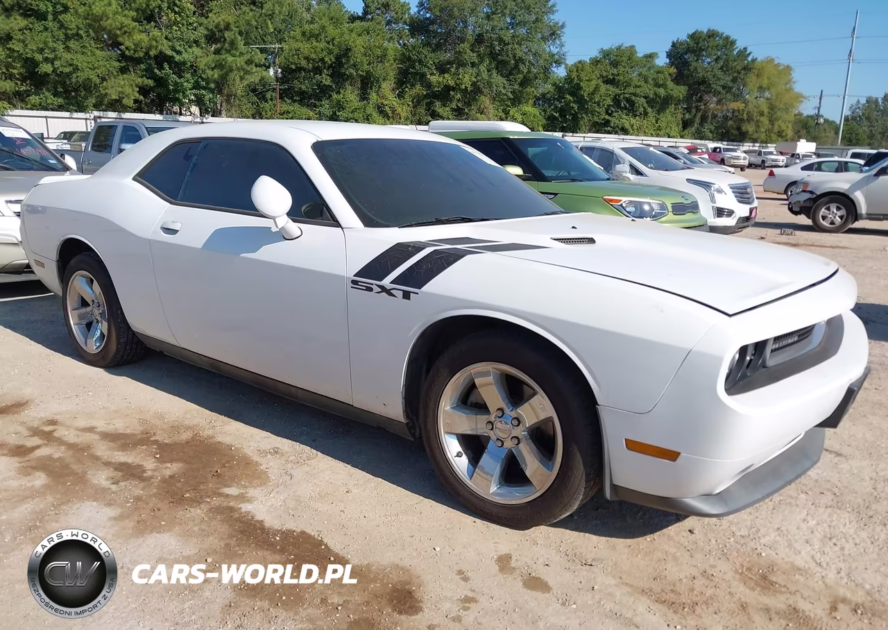2013 Dodge Challenger Sxt – zdjęcie 1 z 11