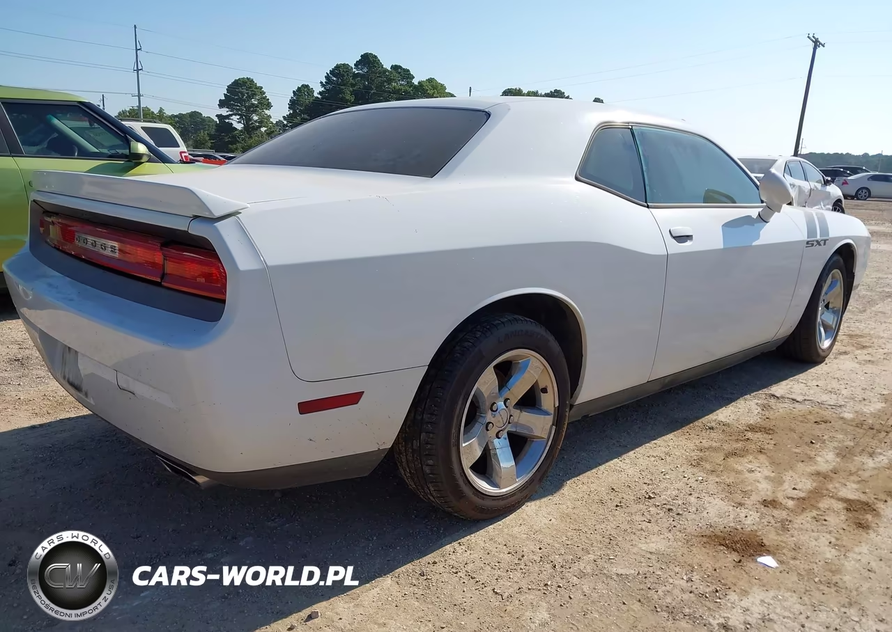 2013 Dodge Challenger Sxt VIN:2C3CDYAG6DH718640 - 4