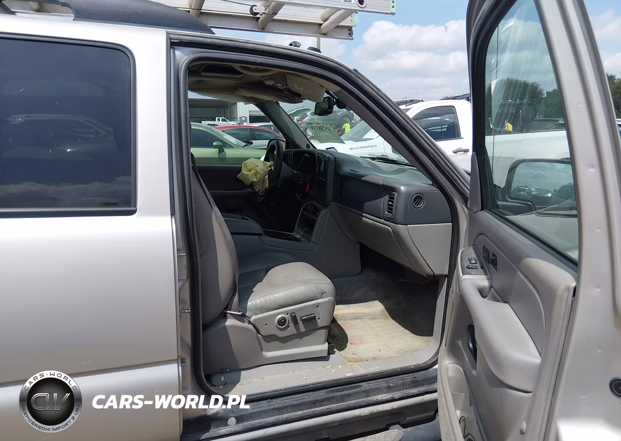2004 Chevrolet Suburban 1500 Z71 VIN:3GNFK16Z04G303515 - 5