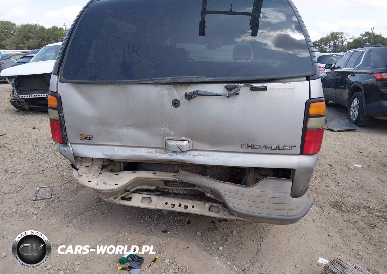 2004 Chevrolet Suburban 1500 Z71 VIN:3GNFK16Z04G303515 - 6