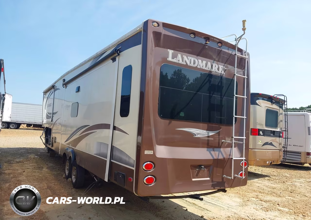 2015 Heartland Rv Landmark VIN:5SFBG4128FE286152 - 3