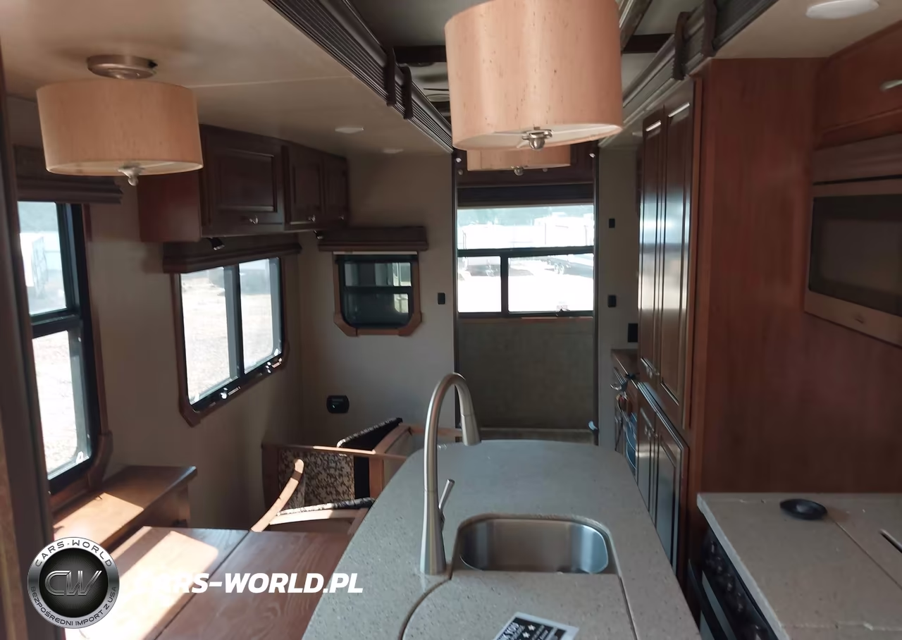 2015 Heartland Rv Landmark VIN:5SFBG4128FE286152 - 8