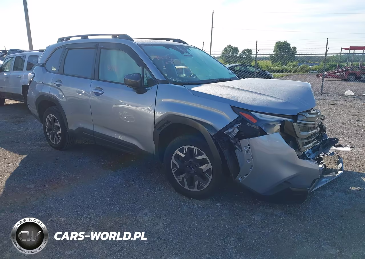 2025 Subaru Forester Premium – zdjęcie 1 z 16