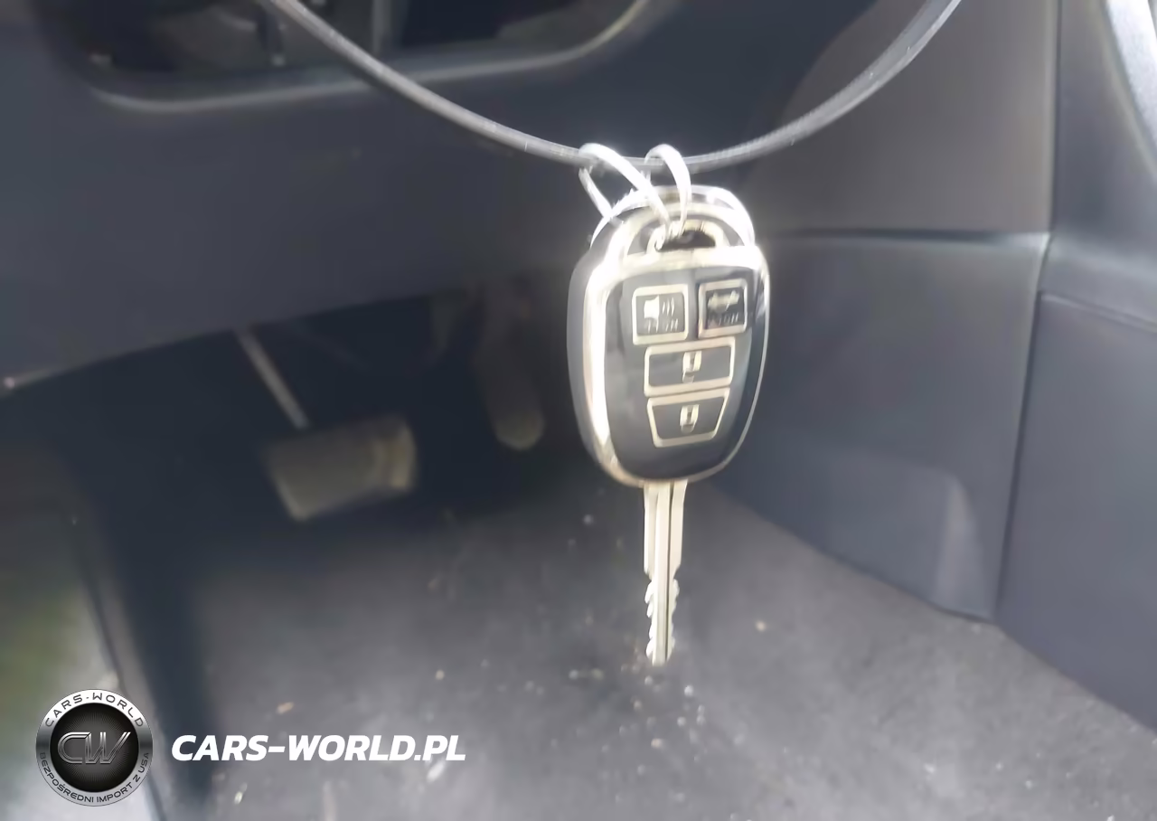 2017 Toyota Corolla Le VIN:2T1BURHE5HC937753 - 11