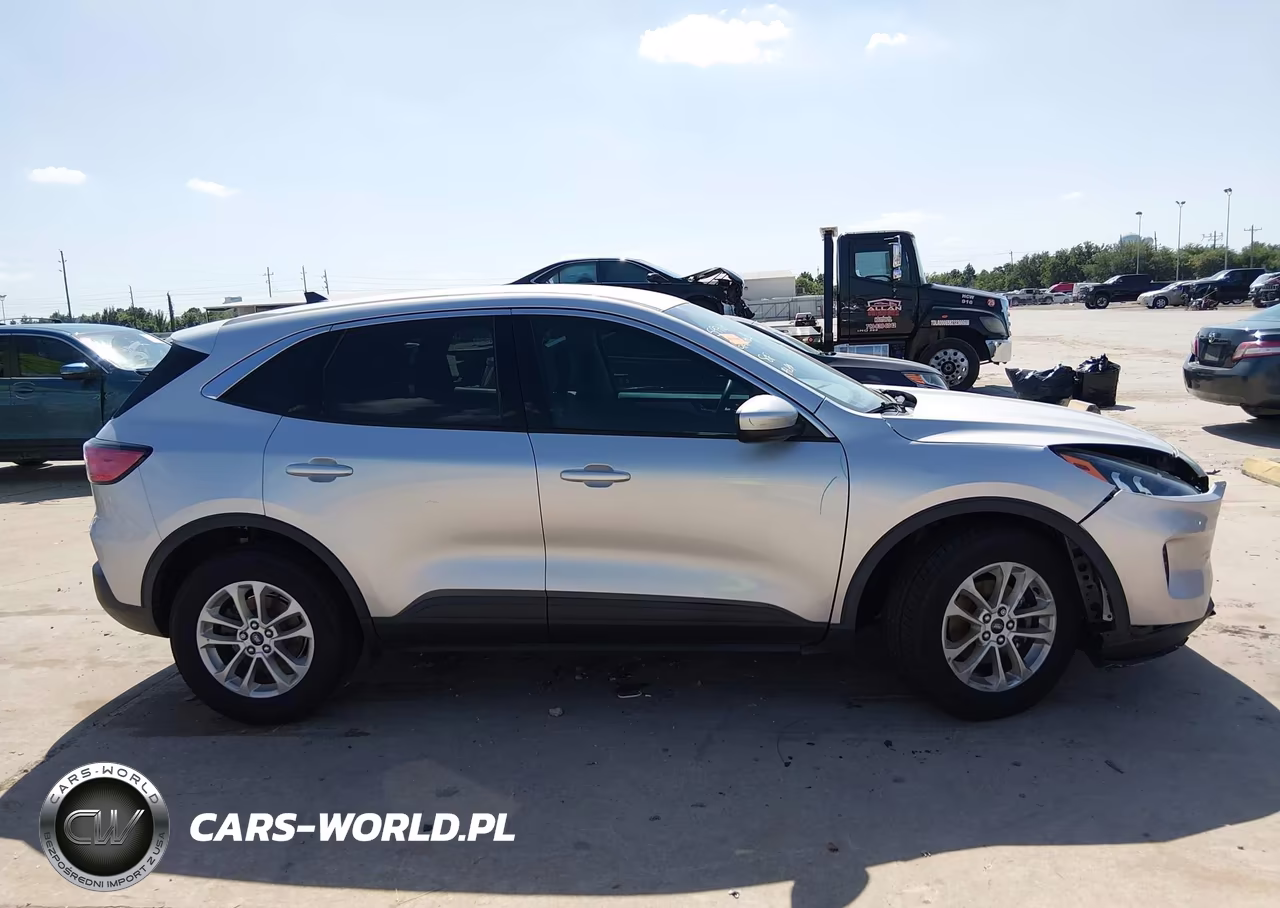 2020 Ford Escape Se VIN:1FMCU0G66LUB65829 - 13