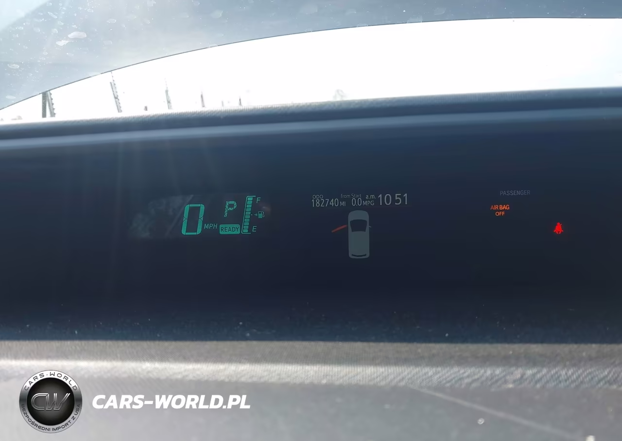 2013 Toyota Prius C Two VIN:JTDKDTB32D1535403 - 7