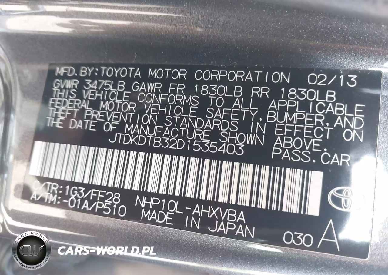 2013 Toyota Prius C Two VIN:JTDKDTB32D1535403 - 9
