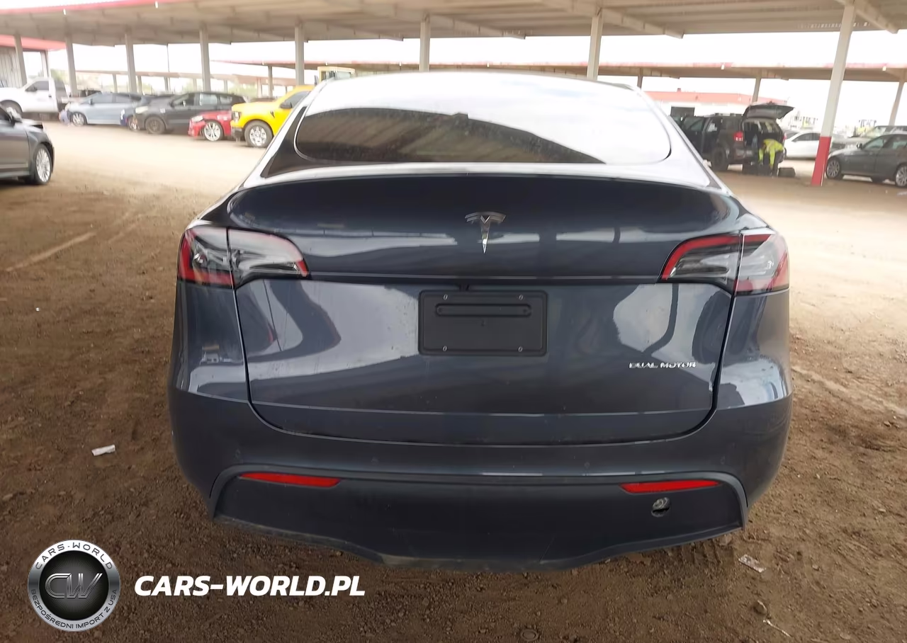 2022 Tesla Model Y Long Range Dual Motor All-Wheel Drive VIN:7SAYGDEE0NF420847 - 15
