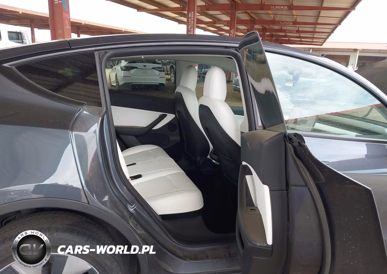 2022 Tesla Model Y Long Range Dual Motor All-Wheel Drive VIN:7SAYGDEE0NF420847 - 8