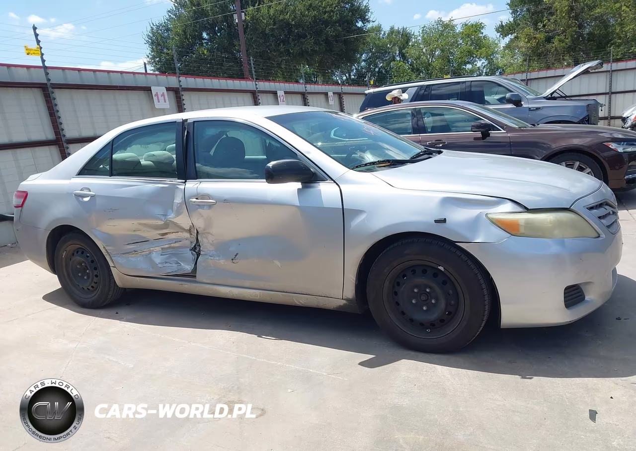 2011 Toyota Camry Le VIN:4T1BF3EK5BU716743 - 13