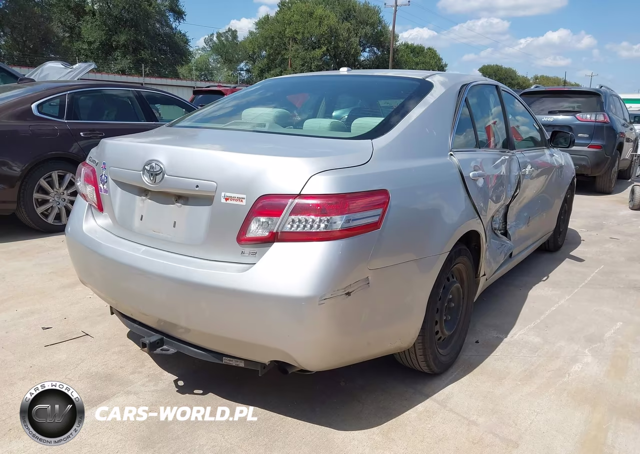2011 Toyota Camry Le VIN:4T1BF3EK5BU716743 - 4