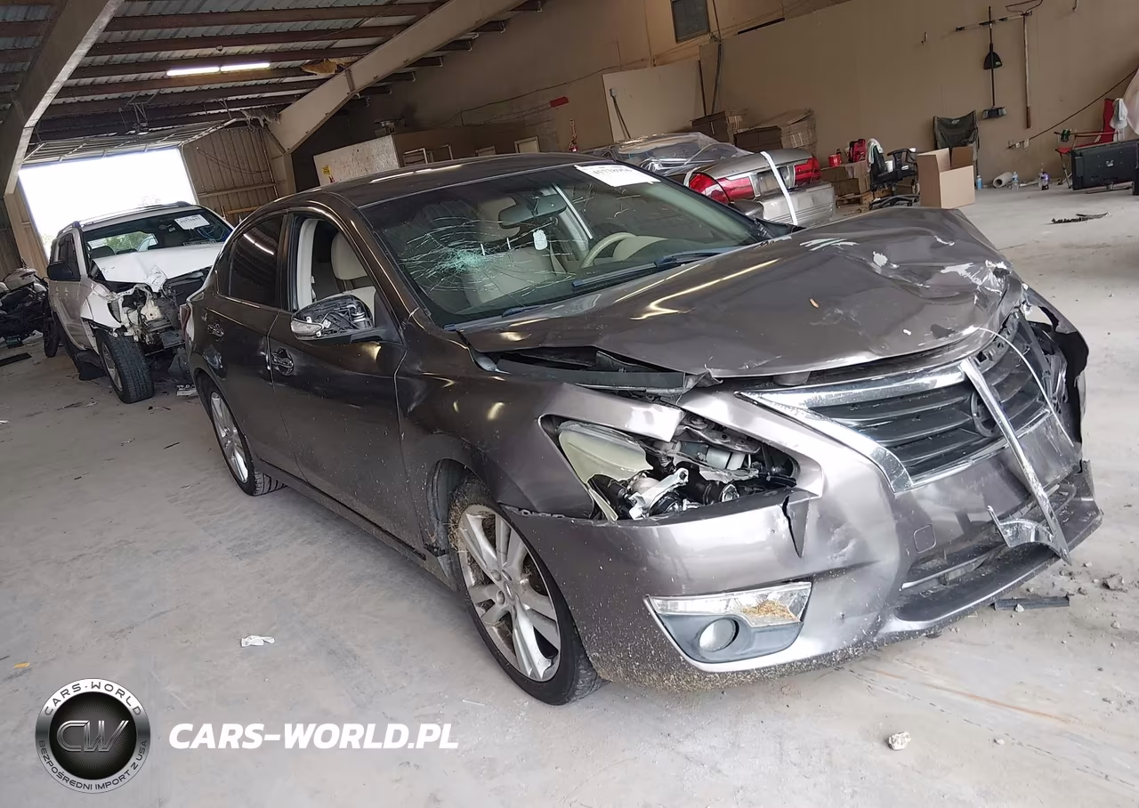 2013 Nissan Altima 3.5 Sv – zdjęcie 1 z 17