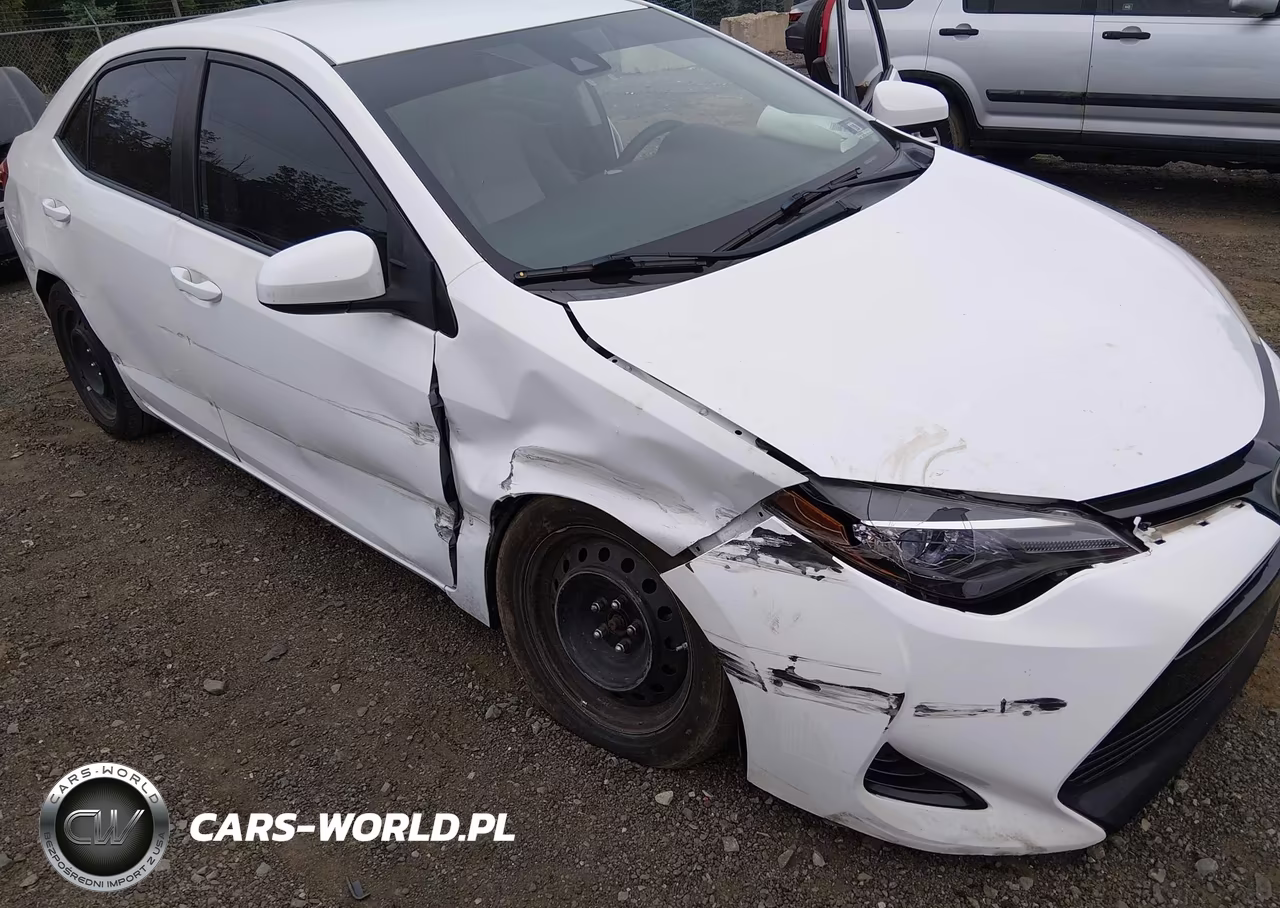 2017 Toyota Corolla Le VIN:2T1BURHE8HC793146 - 6