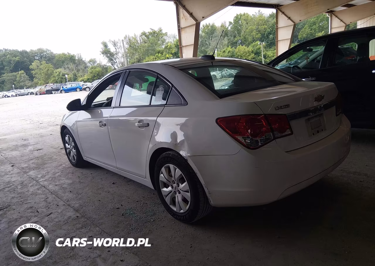 2016 Chevrolet Cruze Limited Ls Auto VIN:1G1PC5SH8G7209132 - 3
