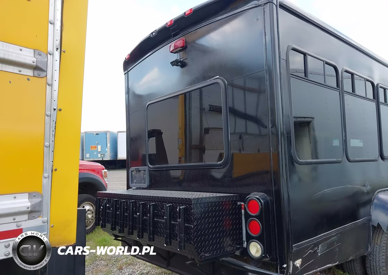 2006 Ford E-350 Cutaway VIN:1FDWE35L06DA36025 - 14