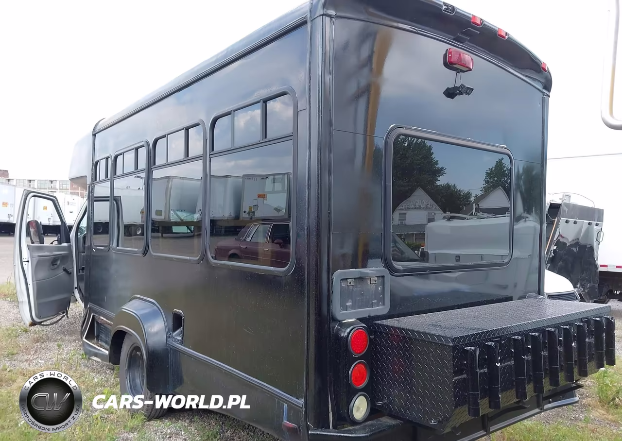 2006 Ford E-350 Cutaway VIN:1FDWE35L06DA36025 - 3