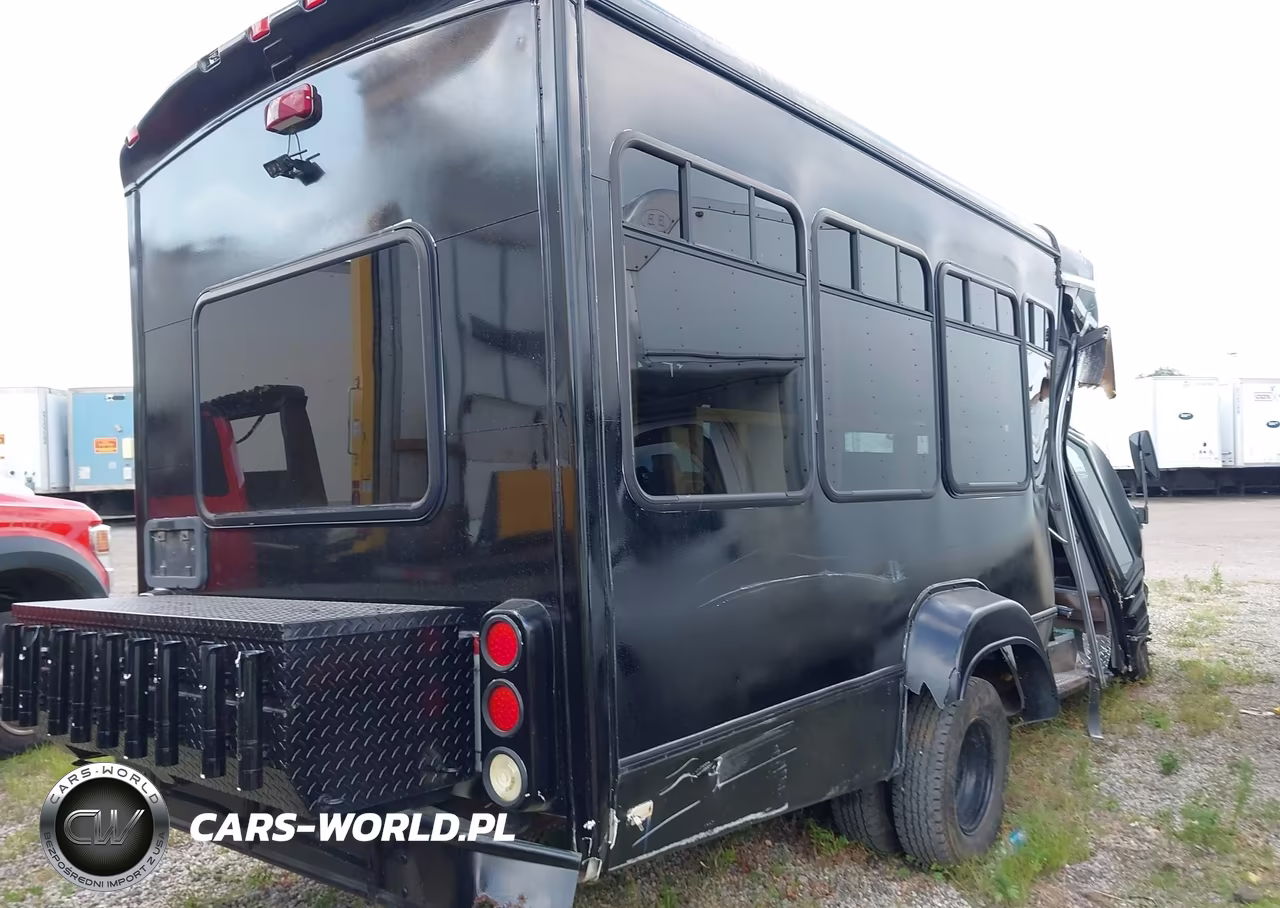 2006 Ford E-350 Cutaway VIN:1FDWE35L06DA36025 - 4