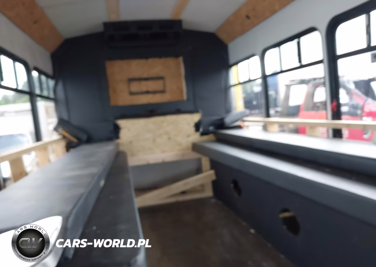 2006 Ford E-350 Cutaway VIN:1FDWE35L06DA36025 - 8
