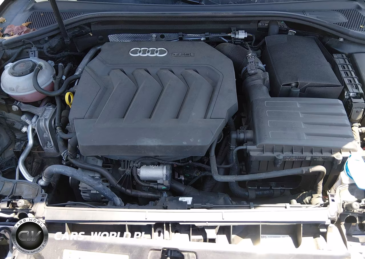 2018 Audi A3 2.0T Premium-2.0T Tech Premium VIN:WAUAUGFF6J1090695 - 10