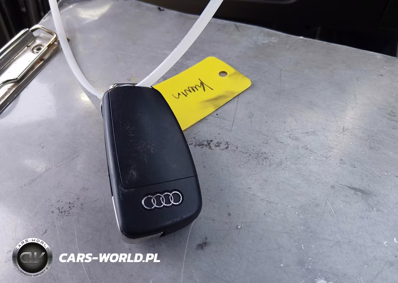 2018 Audi A3 2.0T Premium-2.0T Tech Premium VIN:WAUAUGFF6J1090695 - 11