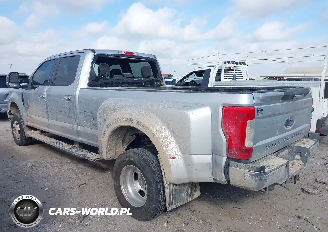 2018 Ford F-350 Lariat VIN:1FT8W3DT1JEB09725 - 4