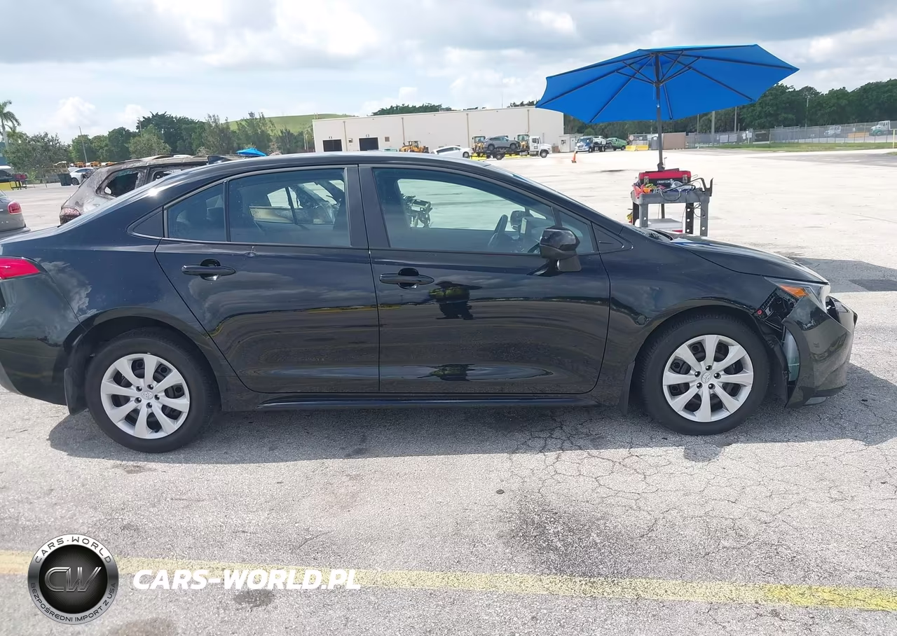 2026 Toyota Corolla Le VIN:5YFB4MDEXTP453336 - 13