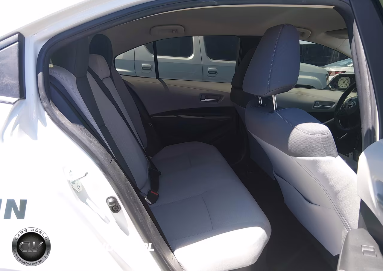 2021 Toyota Corolla Hybrid Le VIN:JTDEAMDE2MJ033694 - 8