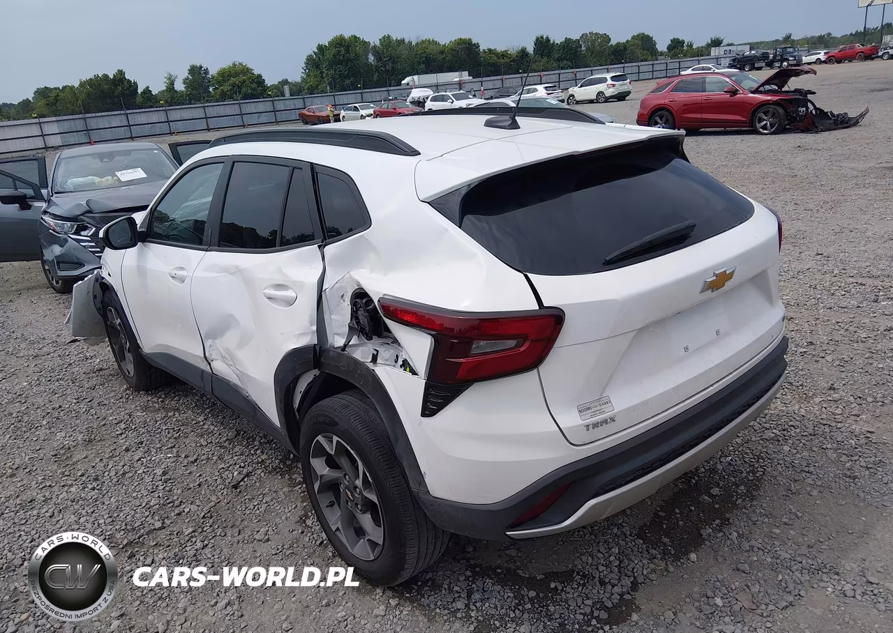 2025 Chevrolet Trax Fwd Lt VIN:KL77LHEP3SC107181 - 3