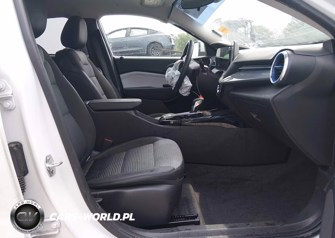 2025 Chevrolet Trax Fwd Lt VIN:KL77LHEP3SC107181 - 5