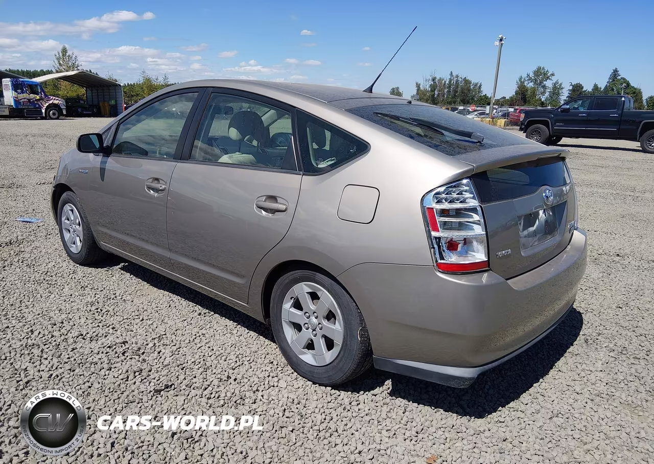 2007 Toyota Prius VIN:JTDKB20U777584996 - 3