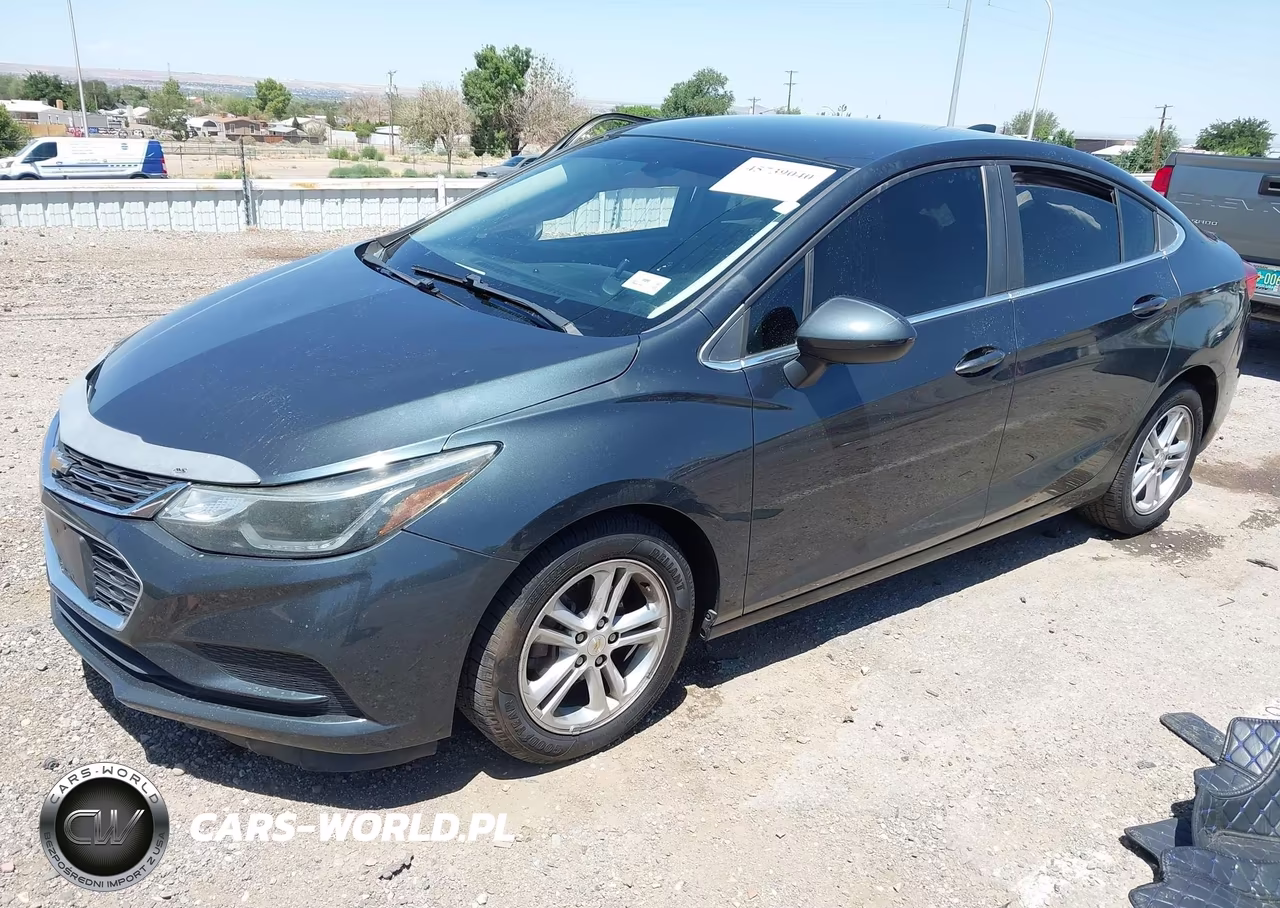 2018 Chevrolet Cruze Lt Auto VIN:1G1BE5SM5J7109255 - 2
