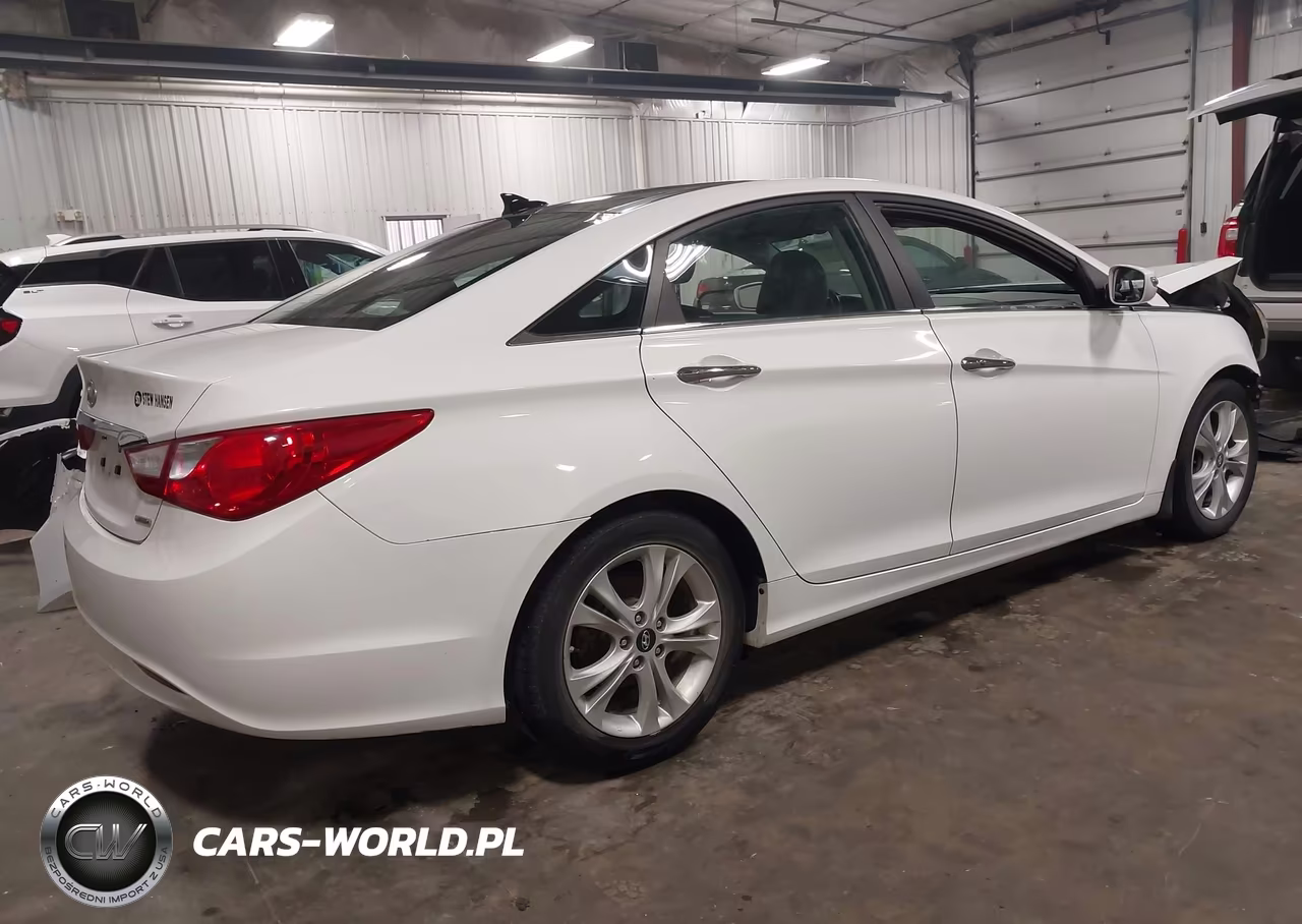 2013 Hyundai Sonata Limited VIN:5NPEC4AC8DH523269 - 4