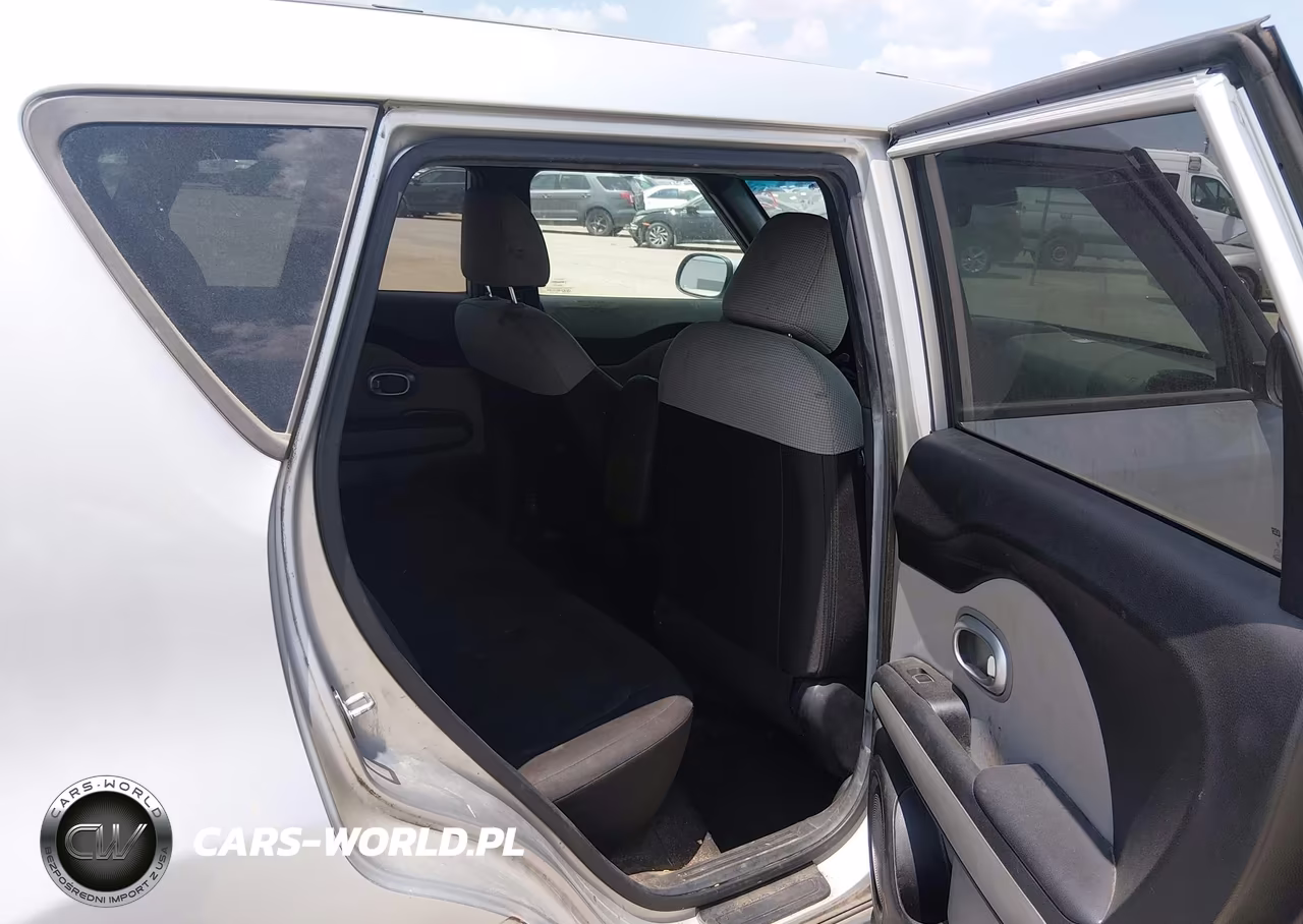 2017 Kia Soul VIN:KNDJN2A22H7472852 - 8