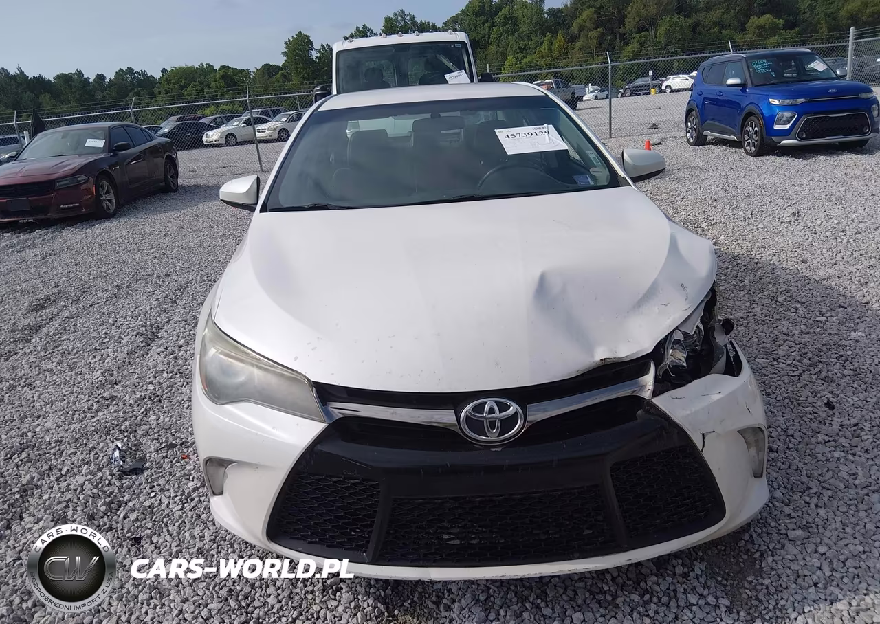 2015 Toyota Camry Se VIN:4T1BF1FK2FU056704 - 12