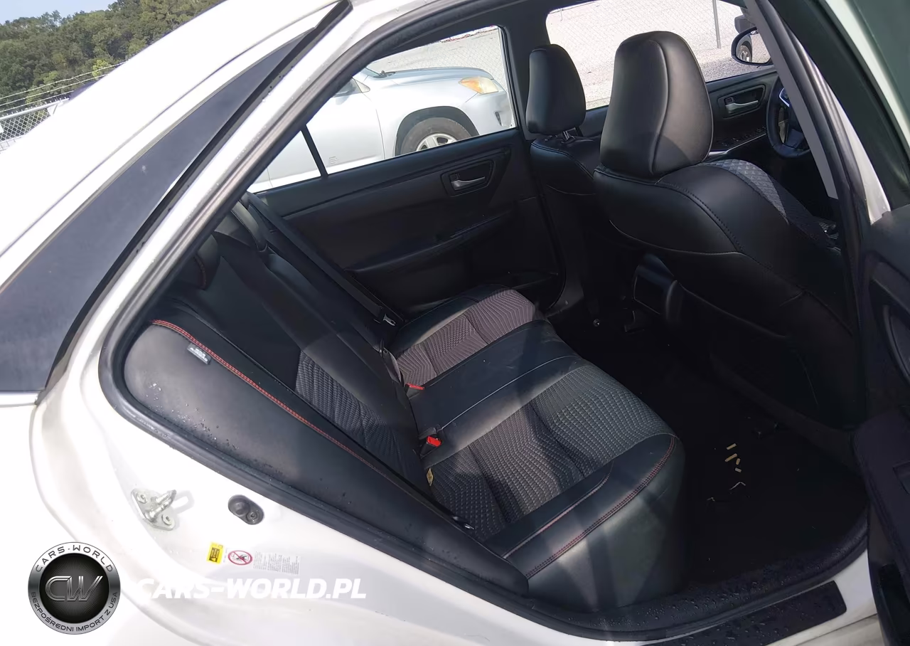 2015 Toyota Camry Se VIN:4T1BF1FK2FU056704 - 8