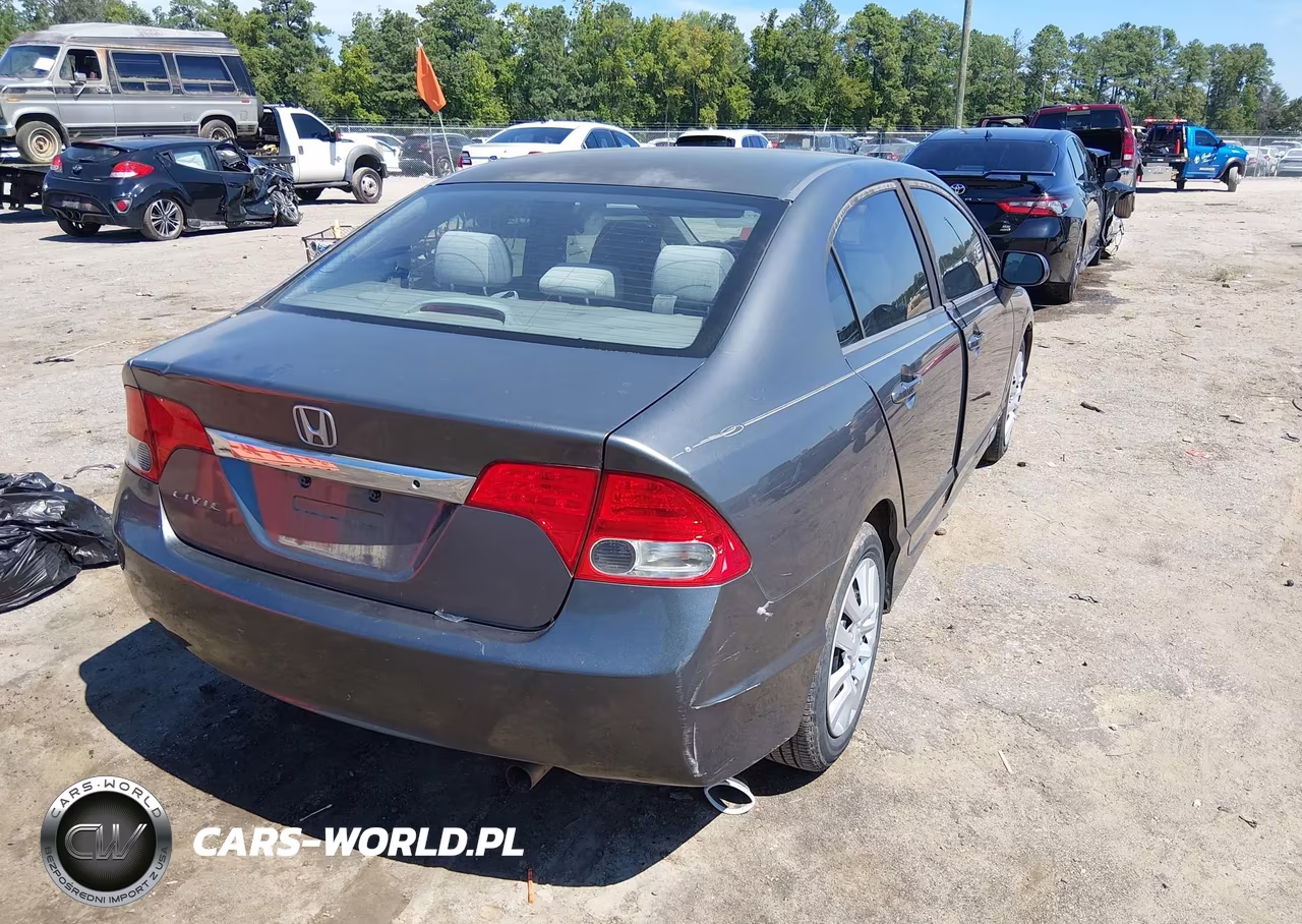 2009 Honda Civic Lx VIN:2HGFA16529H370165 - 4