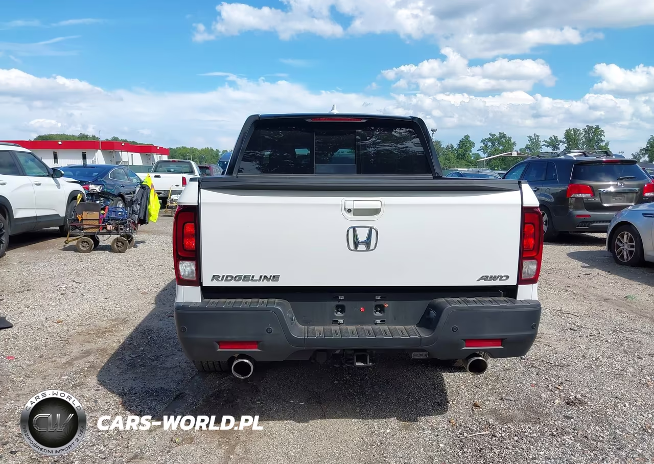 2021 Honda Ridgeline Black Edition VIN:5FPYK3F83MB006949 - 17