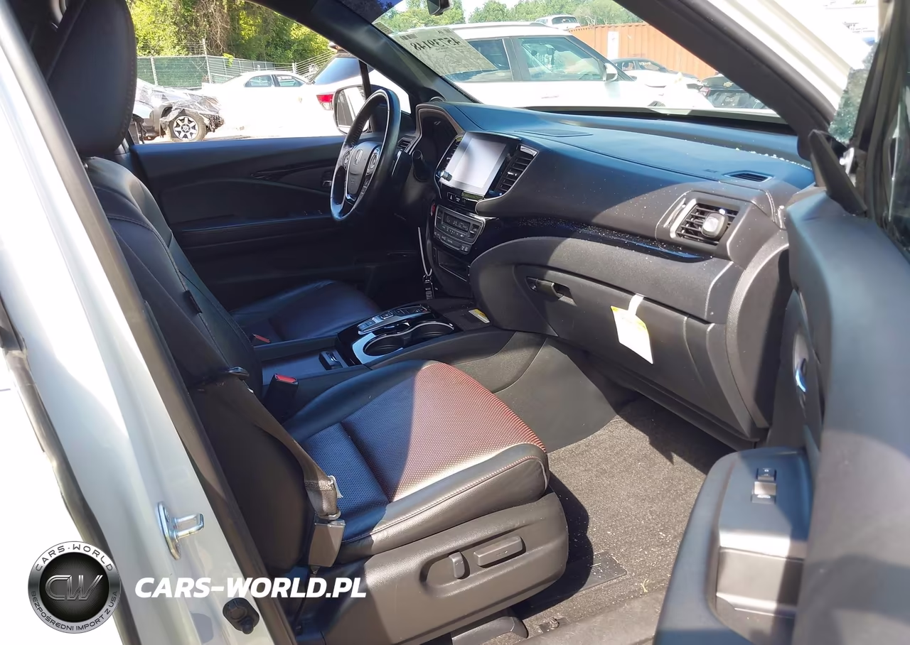 2021 Honda Ridgeline Black Edition VIN:5FPYK3F83MB006949 - 5