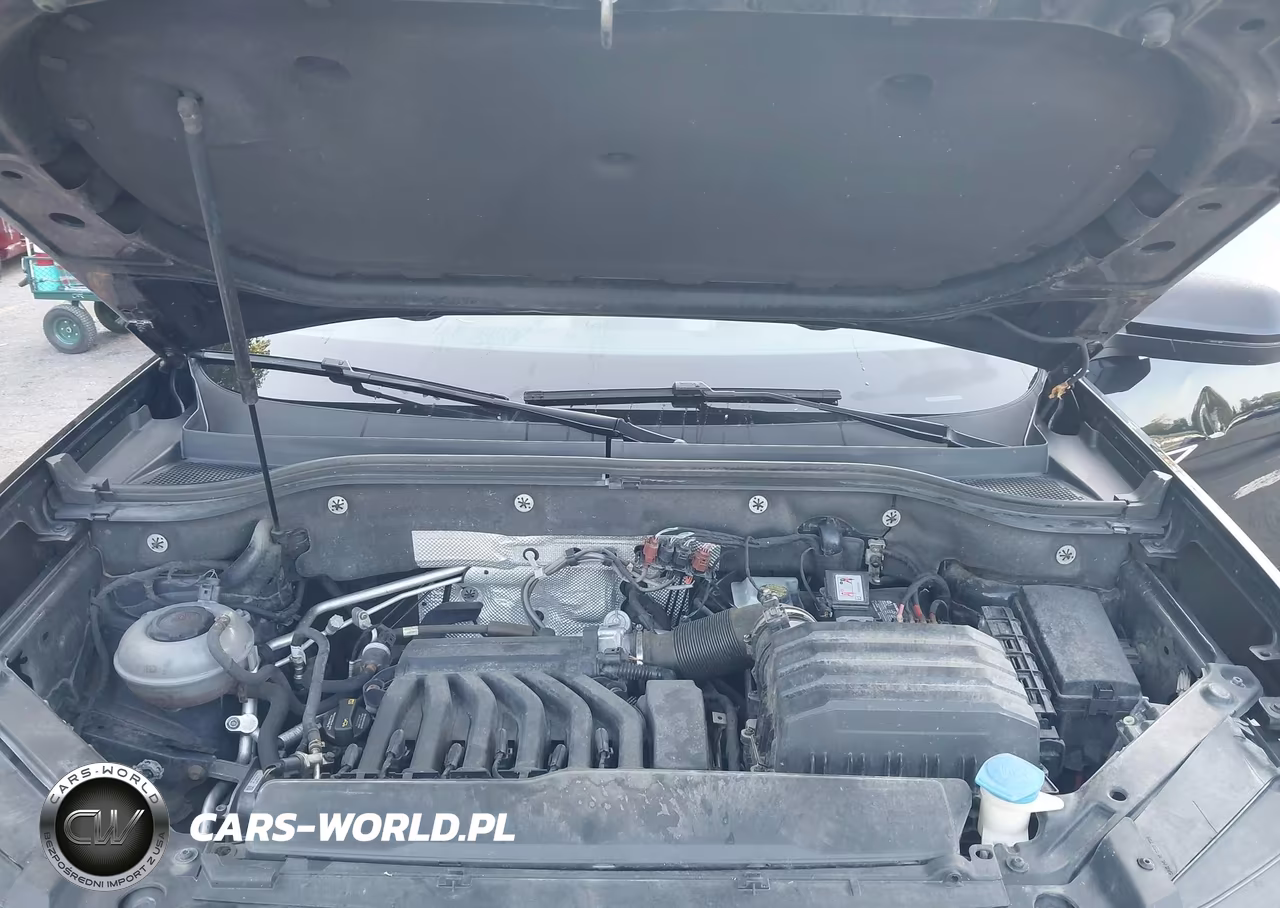 2018 Volkswagen Atlas 3.6L V6 Sel VIN:1V2MR2CA0JC535433 - 10