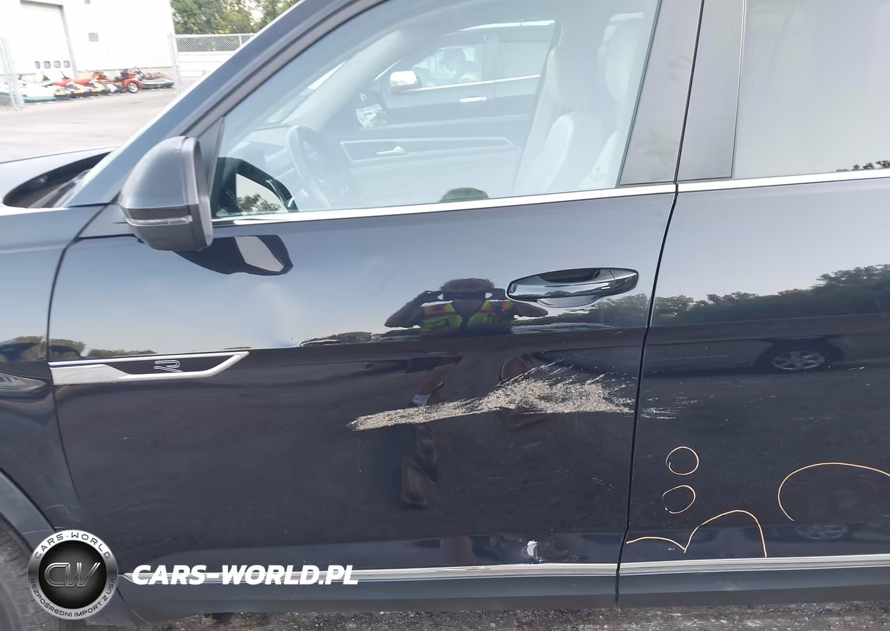 2018 Volkswagen Atlas 3.6L V6 Sel VIN:1V2MR2CA0JC535433 - 17