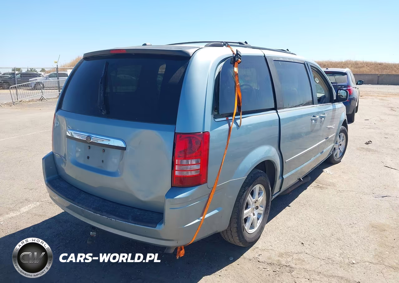 2008 Chrysler Town & Country Touring VIN:2A8HR54P28R759272 - 4