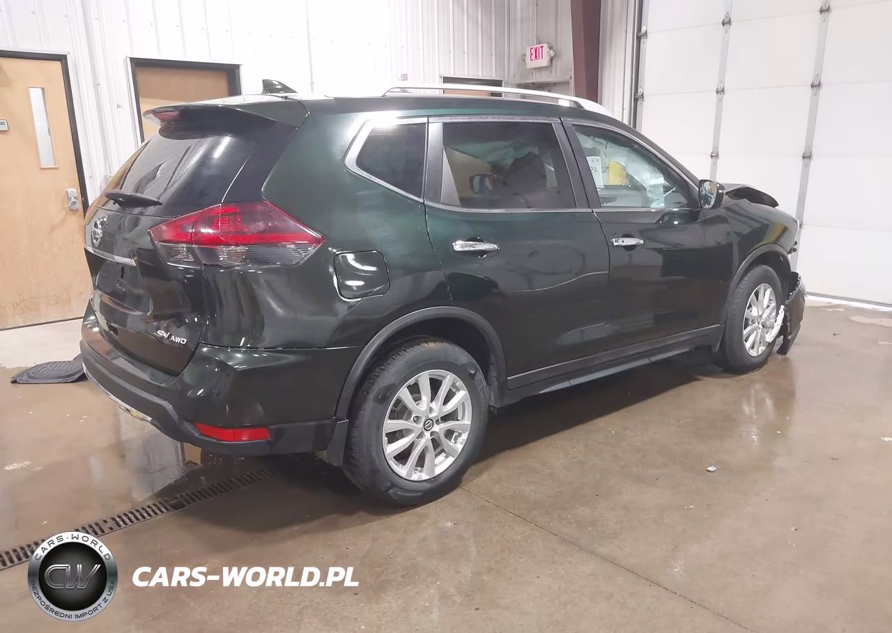 2018 Nissan Rogue S VIN:5N1AT2MV7JC825977 - 4