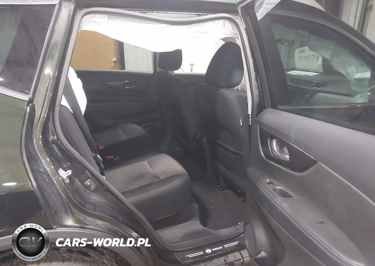 2018 Nissan Rogue S VIN:5N1AT2MV7JC825977 - 8